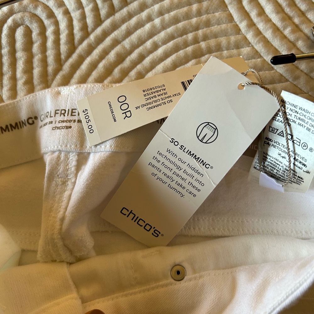 New with tags Chico's girlfriend white jean size 00 or 2-4 - Picture 3 of 9
